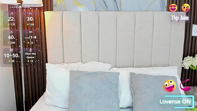 Victoria Guzman online show from 03.11.26