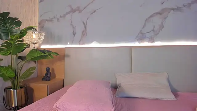 Celeste-Evanns online show from 11.19.25