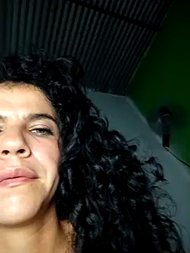 Snapshot of lucerocutte chatting on 09.18.25 lucerocutte online show from 09.18.25