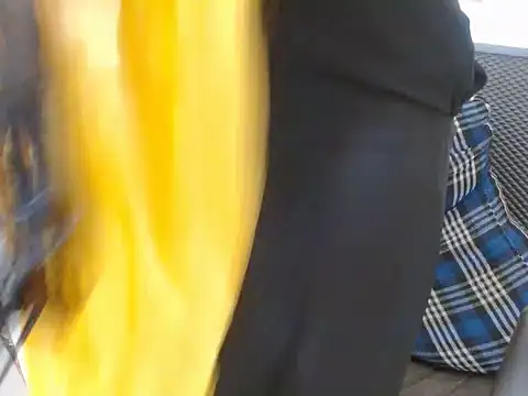 Snapshot of shallyji chatting on 09.28.25 shallyji online show from 09.28.25