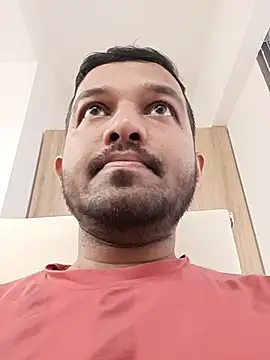 VJ17 online show from 10.05.25