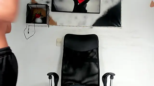 tyler twink boy online show from 11.26.25