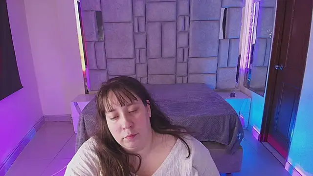  Emily rosee  online show from 01.13.26