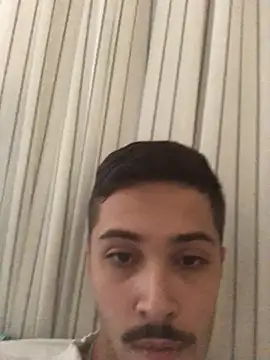 henriquexz244 online show from 04.19.26