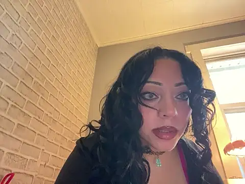 Snapshot of Kendall_knox chatting on 10.13.25 Kendall knox online show from 10.13.25