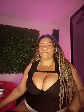 Eva Luxei online show from 10.29.25