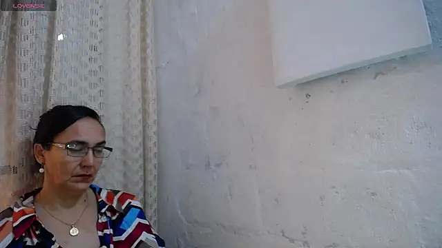 gabbyparker  online show from 09.11.25