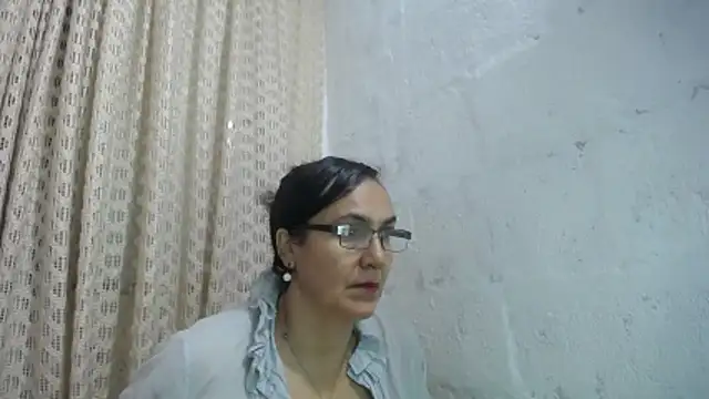 gabbyparker  online show from 03.10.26