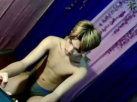 addicted to alex online show from 11.19.25