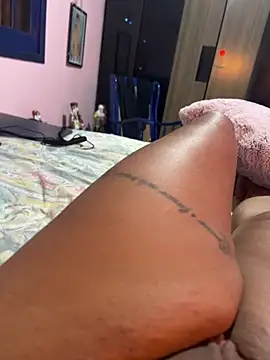 Snapshot of ju_muniz01 chatting on 03.27.26 ju muniz01 online show from 03.27.26