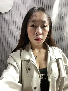 Liplipne online show from 10.24.25