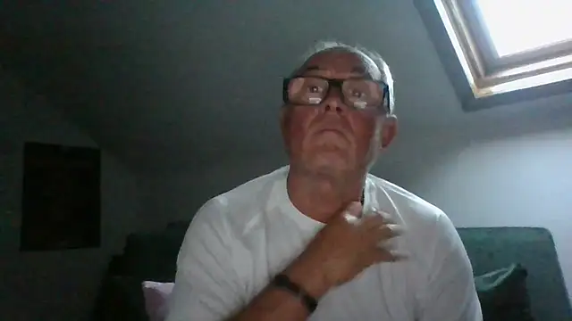 Snapshot of naughtygrandad1 chatting on 07.28.26 naughtygrandad1 online show from 07.28.26