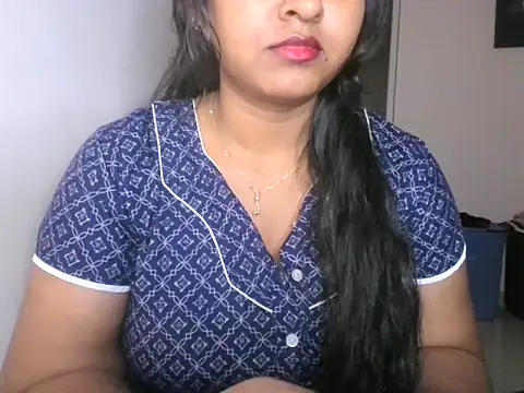 Snapshot of its_me_Rashmi chatting on 09.12.25 its me Rashmi online show from 09.12.25