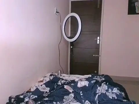 Snapshot of its_me_Rashmi chatting on 09.19.25 its me Rashmi online show from 09.19.25