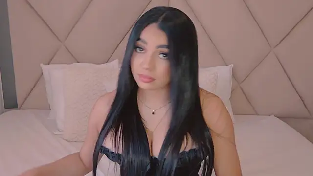 CharlotteeBrownn online show from 06.19.26
