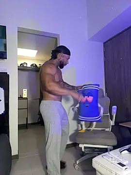 Andrew Johnnson online show from 03.03.26