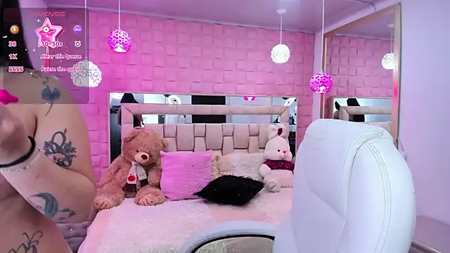  laaura  online show from 03.03.26