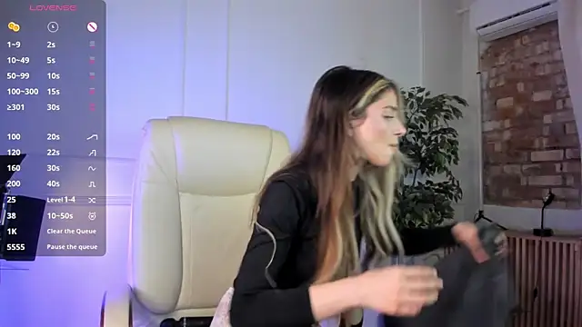 Blessed Molly online show from 06.21.26