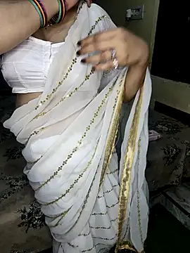 PRIYA 22 online show from 09.15.25