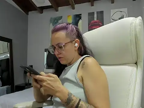 dalila macherano1 online show from 09.09.25