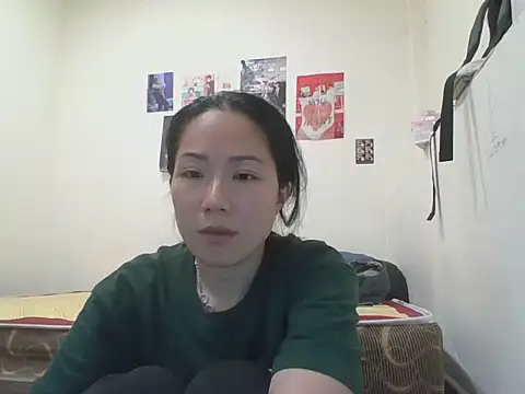 Snapshot of candy00009 chatting on 04.05.26 candy00009 online show from 04.05.26