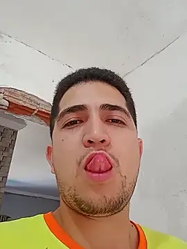 Snapshot of Picademel2525 chatting on 02.12.26 Picademel2525 online show from 02.12.26