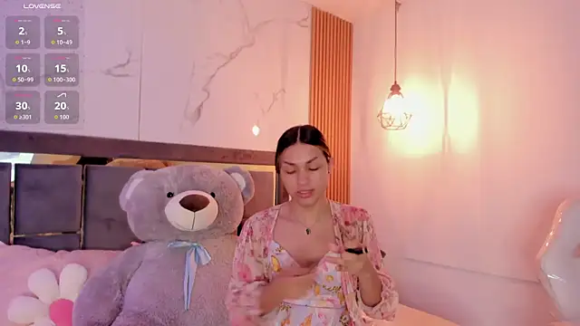 Doll Isa  online show from 04.05.26