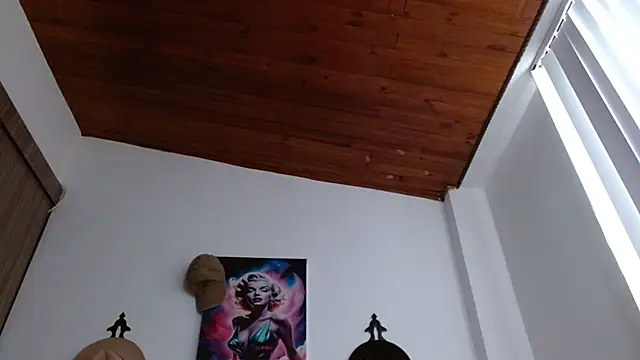 Crystal Star  online show from 02.15.26