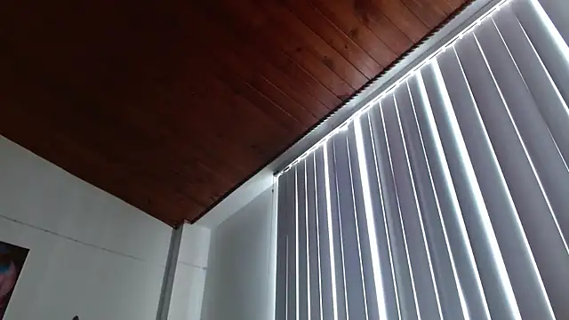 Crystal Star  online show from 04.03.26