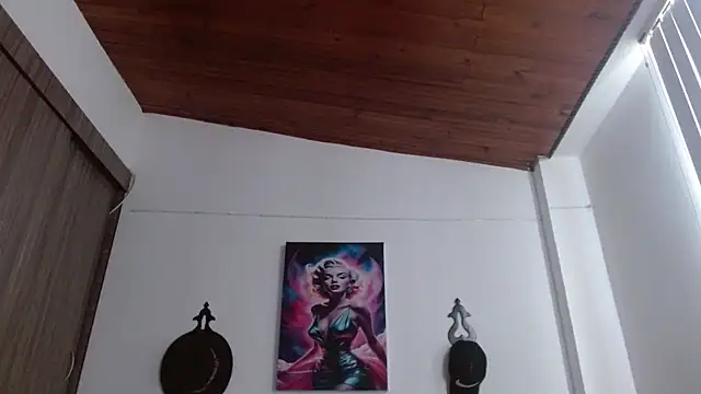 Crystal Star  online show from 04.06.26