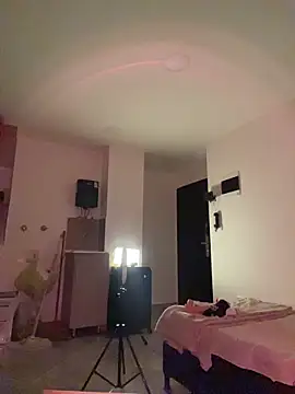 Enyagleam  online show from 12.23.25