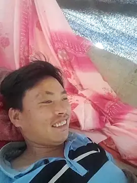 LongPhan003 online show from 10.14.25
