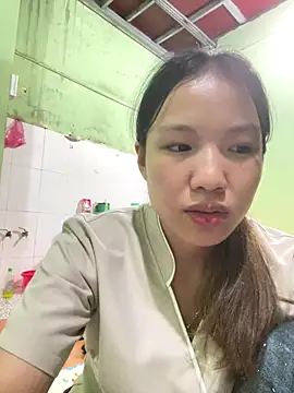 Snapshot of QueenLink chatting on 10.12.25 QueenLink online show from 10.12.25