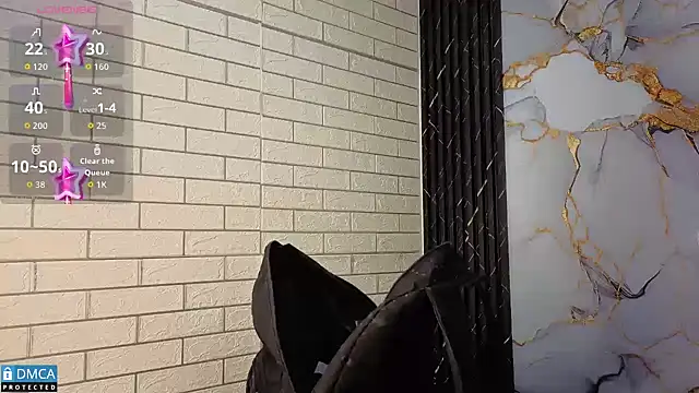 nena cupcake  online show from 10.24.25