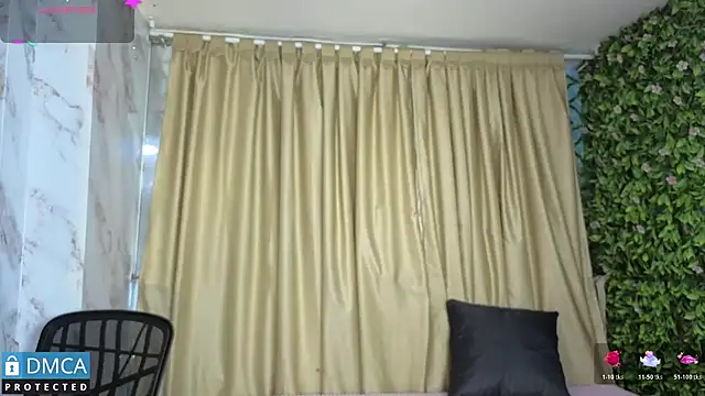 Snapshot of nena_cupcake_ chatting on 03.25.26 nena cupcake online show from 03.25.26