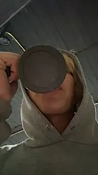 OliIverr22 online show from 11.03.25