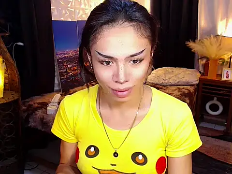 Snapshot of WILDROXIE chatting on 10.27.25 WILDROXIE online show from 10.27.25