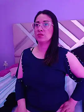 Snapshot of Alana_steel_1 chatting on 11.14.25 Alana steel 1 online show from 11.14.25