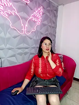 Snapshot of Alana_steel_1 chatting on 11.17.25 Alana steel 1 online show from 11.17.25