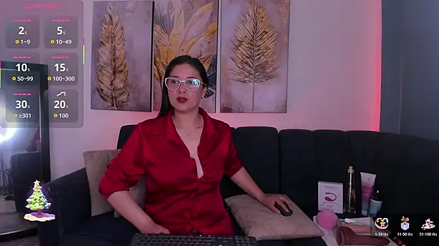 Snapshot of Alana_steel_1 chatting on 12.02.25 Alana steel 1 online show from 12.02.25