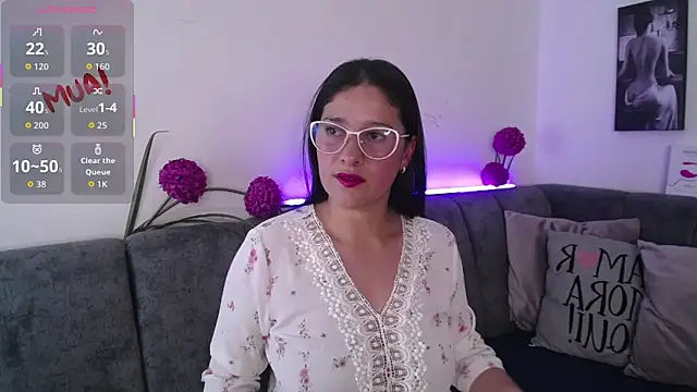 Snapshot of Alana_steel_1 chatting on 02.12.26 Alana steel 1 online show from 02.12.26