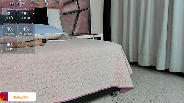 HaileyDuke online show from 09.22.25