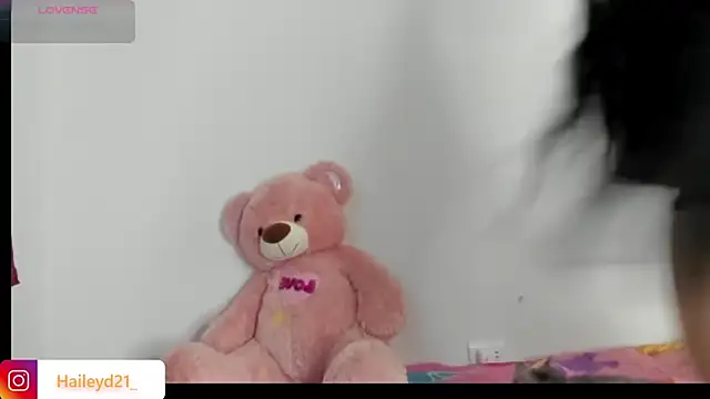 HaileyDuke online show from 01.05.26