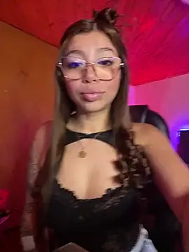 Maddy Piink online show from 02.18.26