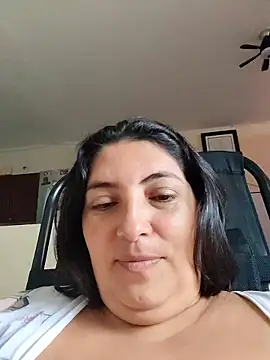 Snapshot of lina_maria99 chatting on 04.24.26 lina maria99 online show from 04.24.26