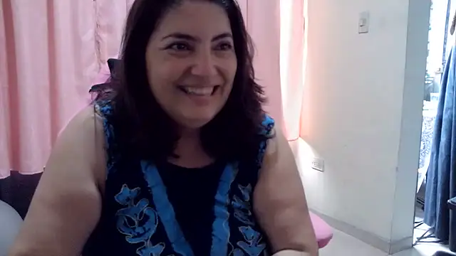Snapshot of lina_maria99 chatting on 05.30.26 lina maria99 online show from 05.30.26