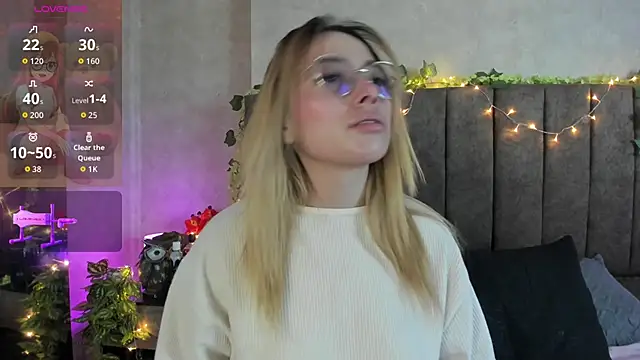 LanaMills  online show from 02.22.26