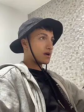 Snapshot of Milan_Bach chatting on 03.29.26 Milan Bach online show from 03.29.26