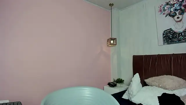elisabethflores online show from 05.22.26
