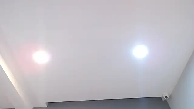 Snapshot of CharlotteCottin chatting on 04.24.26 CharlotteCottin online show from 04.24.26